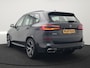 BMW X5 xDrive45e M Sport Plug In Hybrid 395pk Dealer O.H. PHEV | Trekhaak Af Fabriek | Panodak | Soft Close | Luchtvering | 360 Camera | Adaptive Cruise | Harman & Kardon | Lederen Comfortstoelen Memory & Verwarmd | Blis | M Sportstuur Verwarmd |