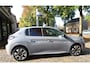 Peugeot 208 1.2 Benzine 100 Pk. * Allure Selenium * Navigatie * Draadloss Apple Carplay / Android Auto * Voor- en Achter Parkeer Sensoren * Climate & Cruise Control *1/2 Leder Interieur * Vingerhoets; Vierde Generatie Eersteklas Service !