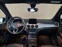 Mercedes-Benz B-klasse 180 AMG-Pakket NL auto | Lederen bekleding | Navi