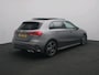 Mercedes-Benz A-klasse 160 AMG-line Handgeschakeld | Night Pakket | Panoramaschuifdak | Sfeerverlichting | Stoelverwarming | Parkeer pakket | Inclusief 24 maanden MB Certified garantie voor Europa.