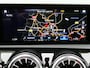 Mercedes-Benz A-klasse 160 AMG-line Handgeschakeld | Night Pakket | Panoramaschuifdak | Sfeerverlichting | Stoelverwarming | Parkeer pakket | Inclusief 24 maanden MB Certified garantie voor Europa.