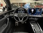 Volkswagen Passat Variant 1.5 eHybrid R-Line Business 272PK Trekhaak, 360 graden Camera, D