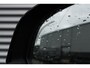 Volvo XC40 B3 Automaat Essential Edition | Verwarmbare voorstoelen | Verwarmbaar stuurwiel | Premium audio by Harman Kardon | Panoramadak | Rondom zichtcamera | 18 inch Lichtmetalen velgen | Alarmklasse 3