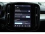 Volvo XC40 B3 Automaat Business Edition | Verwarmbare voorstoelen | Verwarmbaar stuurwiel | Premium audio by Harman Kardon | Panoramadak | Rondom zichtcamera | 18 inch Lichtmetalen velgen | Alarmklasse 3
