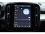 Volvo XC40 B3 Automaat Business Edition | Verwarmbare voorstoelen | Verwarmbaar stuurwiel | Premium audio by Harman Kardon | Panoramadak | Rondom zichtcamera | 18 inch Lichtmetalen velgen | Alarmklasse 3