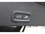 Volvo XC40 B3 Automaat Essential Edition | Verwarmbare voorstoelen | Verwarmbaar stuurwiel | Premium audio by Harman Kardon | Panoramadak | Rondom zichtcamera | 18 inch Lichtmetalen velgen | Alarmklasse 3