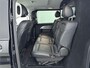 Mercedes-Benz V-klasse 300d Lang DC Avantgarde Edition 240PK | Lederen Bekleding | Avantgarde Interieur | 360 Camera | Adaptieve Cruise Control | Apple CarPlay & Android Auto