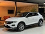 Volkswagen T-Roc 1.5 TSI Sport Garantie Carplay Blindspot Stoelvw Adoptieve Cruise Front Ass Lane Clima Navi Led Rijklaar