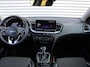 Kia Ceed Sportswagon 1.5 T-GDi DynamicPlusLine | Stoel- & stuurverwarming | Camera | Clima | Cruise | LED | Navi | Elek. achterklep | 16" LM |