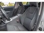 Volvo S60 T3 Kinetic, Origineel NL, Navigatie, PDC, Trekhaak, Bluetooth, LED, Climate Control, Cruise control.