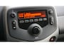 Peugeot 108 1.0 e-VTi 72pk Active 5Drs Airco LED Bluetooth Multi-Media Elek.pakket 75950km *NL auto*
