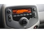 Peugeot 108 1.0 e-VTi 72pk Active 5Drs Airco LED Bluetooth Multi-Media Elek.pakket 75950km *NL auto*