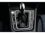 Volkswagen Passat Variant 1.4 TSI PHEV GTE Business | Achteruitrijcamera | Lichtmetalen velgen multi-spaaks 18" | Voorstoelen verwarmd