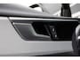 Audi A4 Avant 40 TFSI 204 pk S-Edition / Pano-Dak/ Adap.Cruise/ Sport-Stoelen/ Stoel.Verw/ Matrix-Led/ Virtual/ Black-Optiek/ Trekhaak/ 19'' LMV