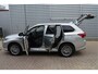 Mitsubishi Outlander 2.4 PHEV Intense O.a: Trekhaak afneemb., Camera, Carplay, Dab, Cruise, Leder/alcantara, Pdc, Etc...  Rijklaar. All-in prijs!