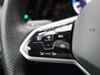 Volkswagen Golf 1.5 eTSI R-Line Business | Automaat | Panoramadak | Camera | Navigatie | Stoelverwarming | Sfeerverlichting |