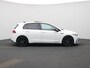 Volkswagen Golf 1.5 eTSI R-Line Business | Automaat | Panoramadak | Camera | Navigatie | Stoelverwarming | Sfeerverlichting |