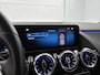 Mercedes-Benz EQA 250 Luxury Line 67 kWh Lichtmetalen velgen | Navigatie | Wide screen | Keyles Go | parking support met camera achter | Inclusief 24 maanden MB Certified garantie voor Europa.