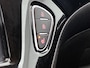 Opel Corsa Color Edition 90 pk Automaat | Achteruitrijcamera | Parkeersensoren Voor en Achter | Verwarmde Comfortstoelen | Sportonderstel | LED Dagrijverlichting | Airco | Start/Stop Systeem | 16" Lichtmetalen Velgen |