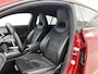 Mercedes-Benz CLA Shooting Brake 200 AMG Line 5 spaaks lichtmetalen velgen | Navigatie | MBUX wide screen | Parking support met camera | speciale uitlaten achter Inclusief 24 maanden MB Certified garantie voor Europa.