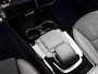 Mercedes-Benz CLA Shooting Brake 200 AMG Line 5 spaaks lichtmetalen velgen | Navigatie | MBUX wide screen | Parking support met camera | speciale uitlaten achter Inclusief 24 maanden MB Certified garantie voor Europa.