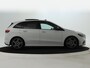 Mercedes-Benz B-klasse 200 Business Solution AMG AMG Line | Night Pakket | Panorama Schuif-Kanteldak | Memory voorstoelen | Sfeerverlichting. Inclusief 24 maanden MB Certified garantie voor Europa.