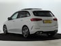 Mercedes-Benz B-klasse 200 Business Solution AMG AMG Line | Night Pakket | Panorama Schuif-Kanteldak | Memory voorstoelen | Sfeerverlichting. Inclusief 24 maanden MB Certified garantie voor Europa.