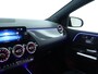 Mercedes-Benz B-klasse 200 Business Solution AMG AMG Line | Night Pakket | Panorama Schuif-Kanteldak | Memory voorstoelen | Sfeerverlichting. Inclusief 24 maanden MB Certified garantie voor Europa.