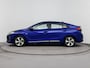 Hyundai Ioniq COMFORT EV | LEDER | CLIMA | CRUISE | CAMERA | NAVI | 16'' LM VELGEN | CHIQUE KLEUR |