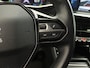 Peugeot e-2008 Allure 50 kWh | Leder | Navi | Stoelverwarming | 3D Cockpit | Camera |