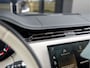 Land Rover Range Rover 3.0 D350 First Edition MHEV | Rear Seat Entertainment | Origineel Nederlands geleverd | Meridian Signature | 24 maanden Land Rover Approved