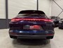 Porsche Panamera Sport Turismo 2.9 4 E-Hybrid Platinum Edition PANO/PDLS+-LED/LUCHTVERING/SPORT-CHRONO/SOFT-CLOSE/ACC/VENTILATIE+MEMORY/HEAD-UP/SFEER/SPORTUITLATEN/MIDNIGHT-BLUE METALLIC/VOLLEDIG PORSCHE DEALER HISTORIE/BTW-AUTO