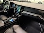 Volvo V60 2.0 T8 Twin Engine AWD R-Design PANO/DAB/H-KARDON/M-STOELEN/LEDER///