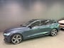 Volvo V60 2.0 T8 Twin Engine AWD R-Design PANO/DAB/H-KARDON/M-STOELEN/LEDER///
