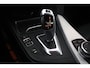 BMW 3-Serie 320i Centennial High Executive | M sport pakket | Climate control | Parkeersensor v+a | Navigatie | Leder bekleding | Sportstoelen |