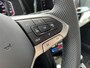 Volkswagen T-Roc 1.5 TSI R-Line Edition | Trekhaak | Top-Sportstoelen | Panoramadak | Camera achter | Discover Pro scherm | 19" Misano velgen |