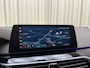 BMW 5-Serie 530e *Full-Option* Soft-Close / Nightvision / Schuifdak / Bowers en Wilkins / Massage / Memory / Adaptive Cruise / Stuur-/Stoelverwarming / 18'' LMV