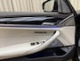 BMW 5-Serie 530e *Full-Option* Soft-Close / Nightvision / Schuifdak / Bowers en Wilkins / Massage / Memory / Adaptive Cruise / Stuur-/Stoelverwarming / 18'' LMV