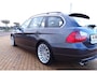 BMW 3-Serie Touring 330xi 4WD EXE Aut 258pk Unieke Staat!