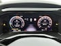 Volkswagen Multivan 1.5 eHybrid L2 Bulli Edition 4Motion 245 PK | Automaat | Navigatie | Panoramadak | IQ Light | Trekhaak | Dodehoeksensor | Camera |  Adaptive Cruise Control | Stoelverwarming | Digital Cockpit Pro |