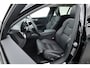 Volvo V60 T8 Recharge Ultra Dark | Bowers & Wilkins | HUD | Pano | Pilot Assist | Massage | Stoelvent.