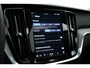 Volvo V60 T8 Recharge Ultra Dark | Bowers & Wilkins | HUD | Pano | Pilot Assist | Massage | Stoelvent.