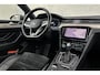 Volkswagen Passat Variant 1.5 TSI R-Line Business + | Camera | Panoramadak | Stoelverwarming | Parkeersensoren