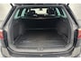 Volkswagen Passat Variant 1.5 TSI R-Line Business + | Camera | Panoramadak | Stoelverwarming | Parkeersensoren
