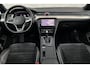 Volkswagen Passat Variant 1.5 TSI R-Line Business + | Camera | Panoramadak | Stoelverwarming | Parkeersensoren