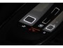 Volvo V90 T6 Automaat Plug-in hybrid AWD Ultra Dark | Luchtvering| Nappa Leder interieur|Massagefunctie in voorstoelen| Interieur Voorverwarming| Premium Audio by Harman en Kardon| Rondomzicht Camera| Head up display| Semi electrische Trekhaak.