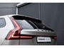 Volvo V90 T6 Automaat Plug-in hybrid AWD Ultra Dark | Luchtvering| Nappa Leder interieur|Massagefunctie in voorstoelen| Interieur Voorverwarming| Premium Audio by Harman en Kardon| Rondomzicht Camera| Head up display| Semi electrische Trekhaak.