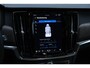 Volvo V90 T6 Automaat Plug-in hybrid AWD Ultra Dark | Luchtvering| Nappa Leder interieur|Massagefunctie in voorstoelen| Interieur Voorverwarming| Premium Audio by Harman en Kardon| Rondomzicht Camera| Head up display| Semi electrische Trekhaak.