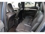 Volvo XC90 T8 455PK AWD Ultimate Dark | 360° | Luchtvering | Trekhaak | Getint Glas | Panoramadak | HK Audio