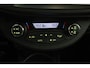 Toyota Yaris 1.5 Full Hybrid Comfort | Climate control | Trekhaak | Radio-cd speler |